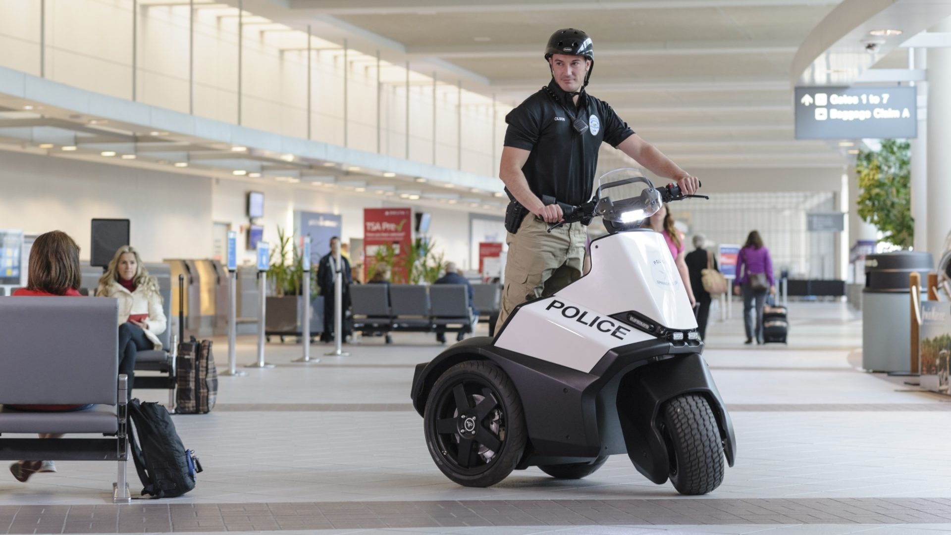 Электрический самокат Segway полиция